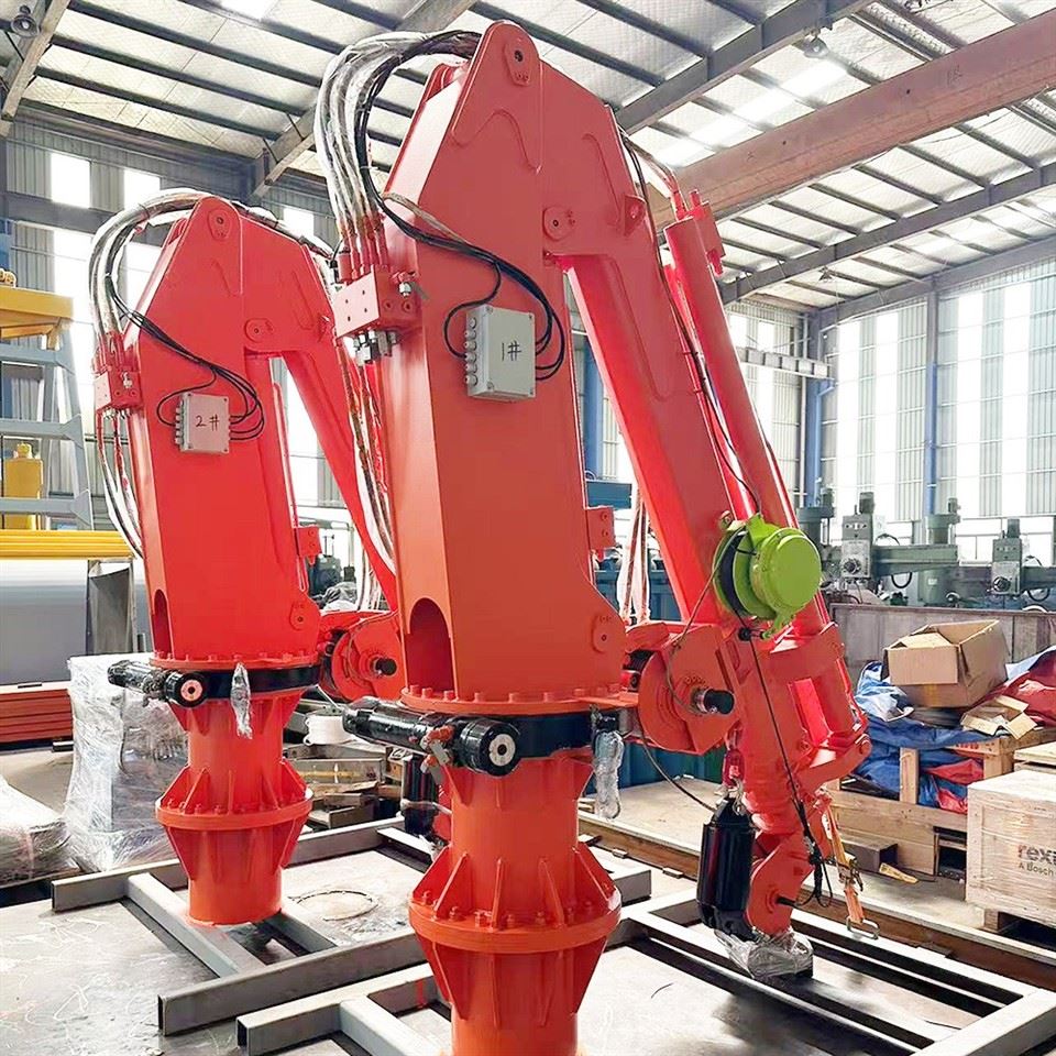Knuckle Boom Ship Crane